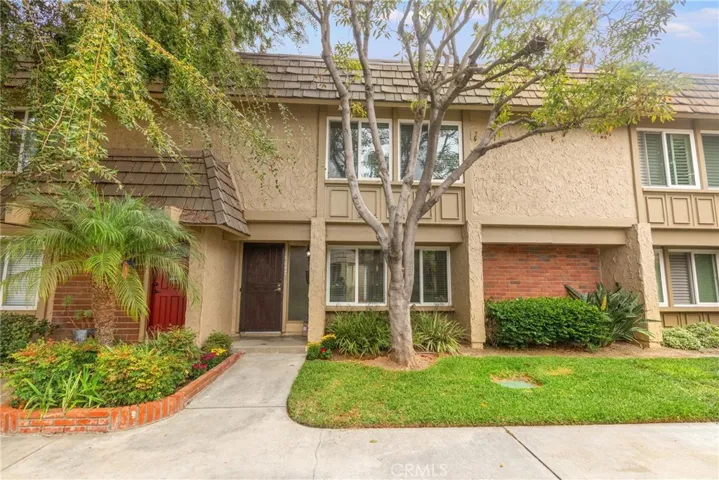 18247 Cabrillo Court, Fountain Valley, California 92708