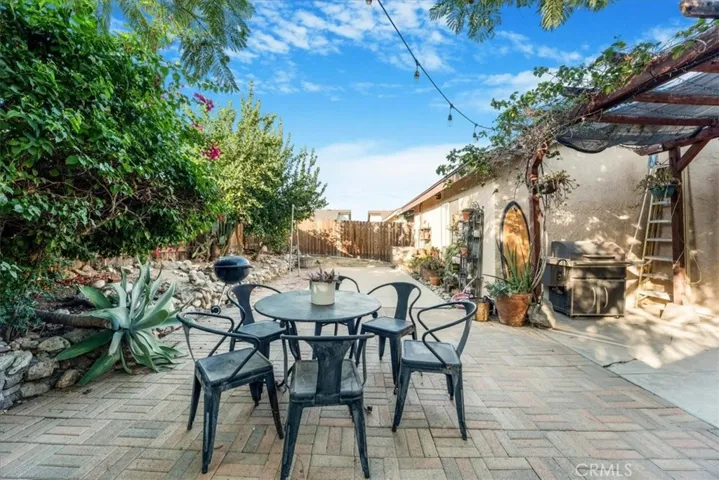 4215 Mill Creek Street, Jurupa Valley, California 92509