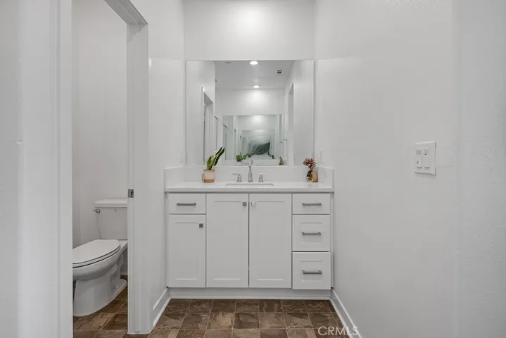 27070 Painted Sky Way, Valencia, California 91381