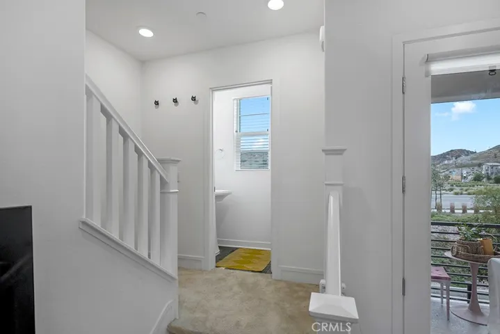 27070 Painted Sky Way, Valencia, California 91381