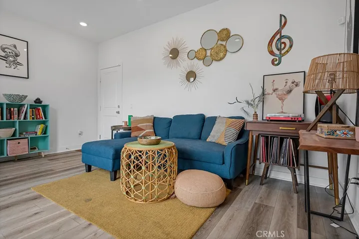 27070 Painted Sky Way, Valencia, California 91381
