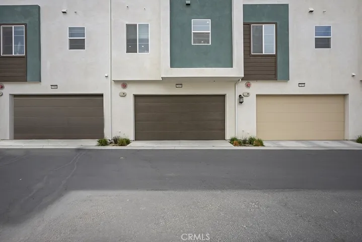 27070 Painted Sky Way, Valencia, California 91381