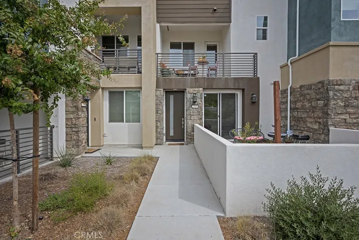 27070 Painted Sky Way, Valencia, California 91381