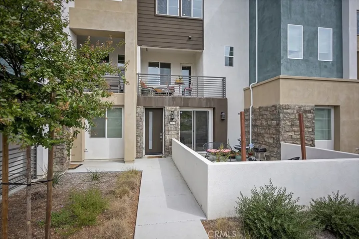 27070 Painted Sky Way, Valencia, California 91381