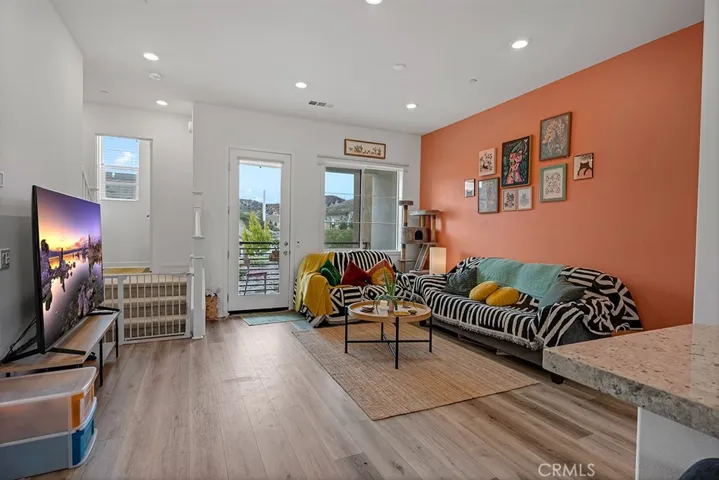 27070 Painted Sky Way, Valencia, California 91381