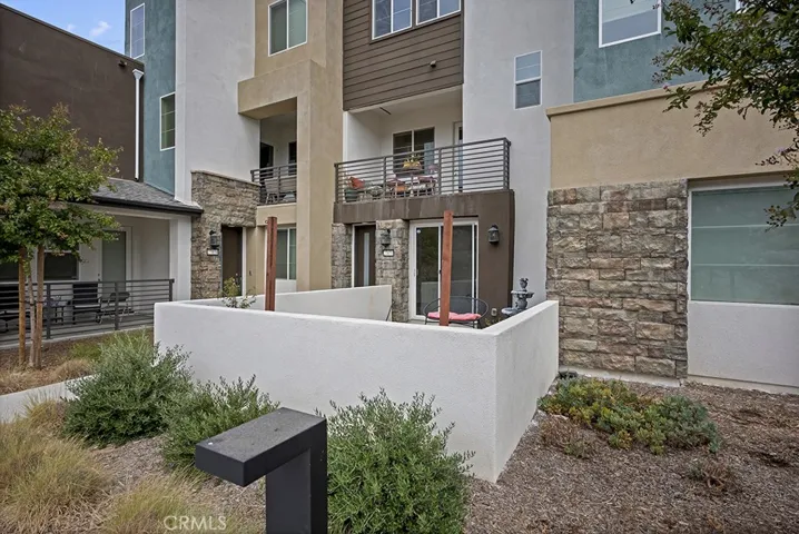 27070 Painted Sky Way, Valencia, California 91381