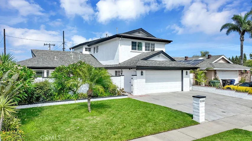 10321 Christmas Drive, Huntington Beach, California 92646