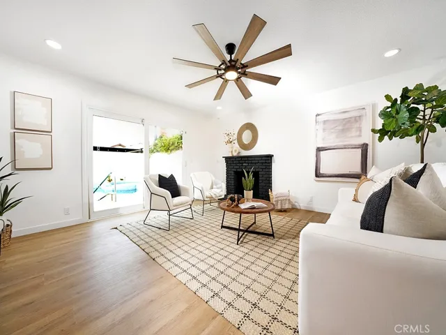 10321 Christmas Drive, Huntington Beach, California 92646