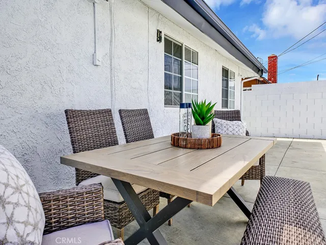 10321 Christmas Drive, Huntington Beach, California 92646