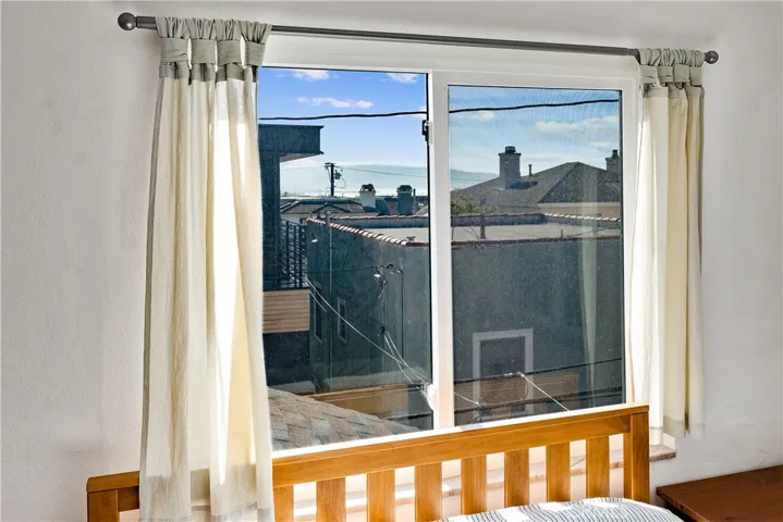 400 17th Street, Manhattan Beach, California 90266