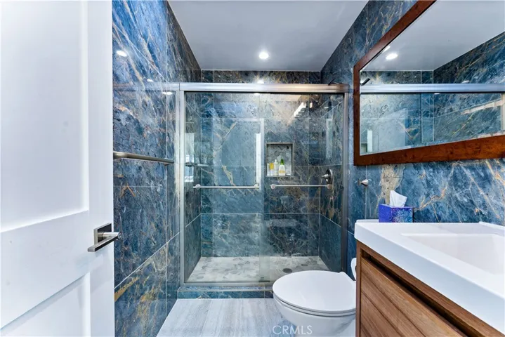 400 17th Street, Manhattan Beach, California 90266