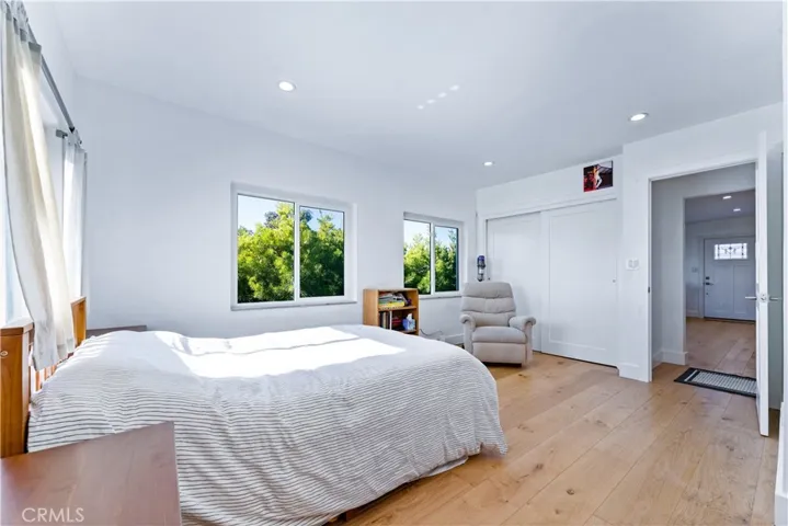 400 17th Street, Manhattan Beach, California 90266