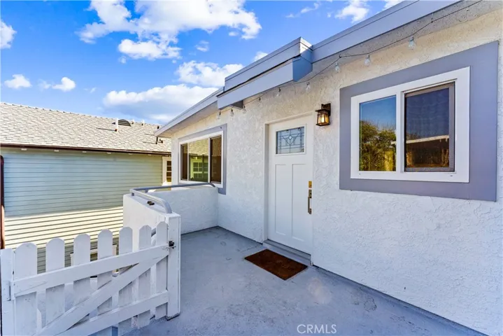 400 17th Street, Manhattan Beach, California 90266