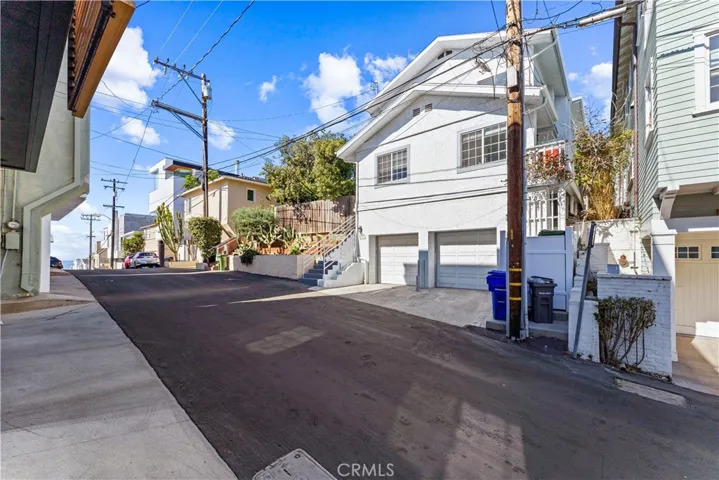 400 17th Street, Manhattan Beach, California 90266