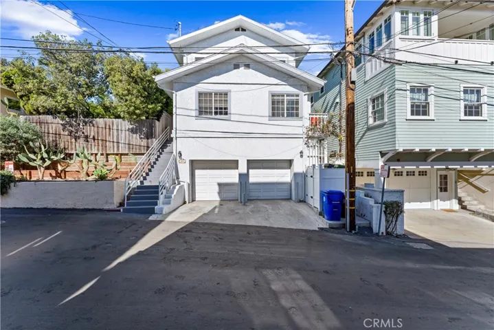 400 17th Street, Manhattan Beach, California 90266