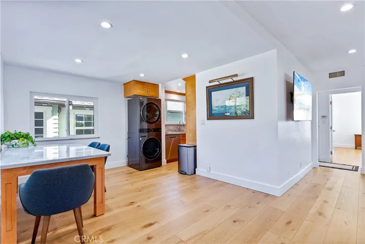400 17th Street, Manhattan Beach, California 90266