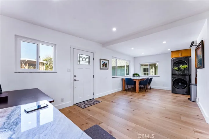400 17th Street, Manhattan Beach, California 90266