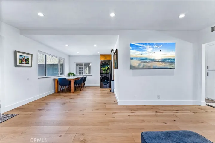 400 17th Street, Manhattan Beach, California 90266