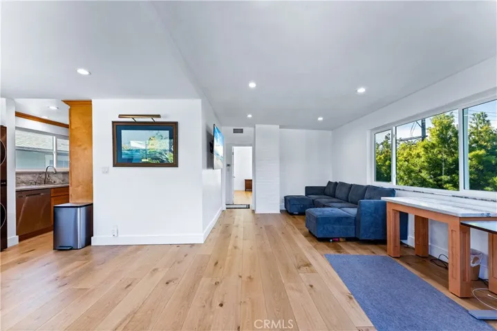 400 17th Street, Manhattan Beach, California 90266