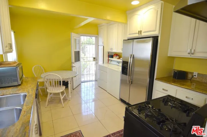 1252 S Burnside Avenue, Los Angeles, California 90019