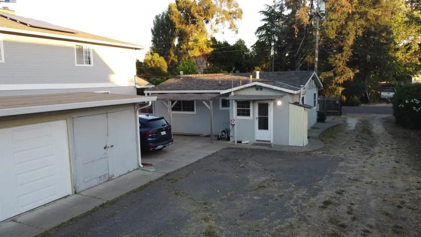2044 Vivian St, Castro Valley, California 94546