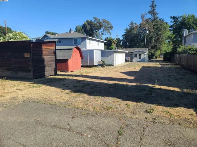 2044 Vivian St, Castro Valley, California 94546