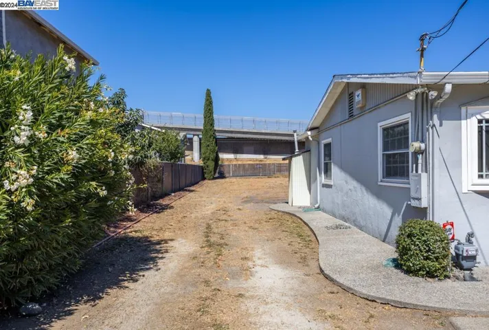 2044 Vivian St, Castro Valley, California 94546