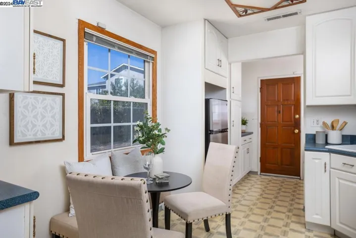 2044 Vivian St, Castro Valley, California 94546