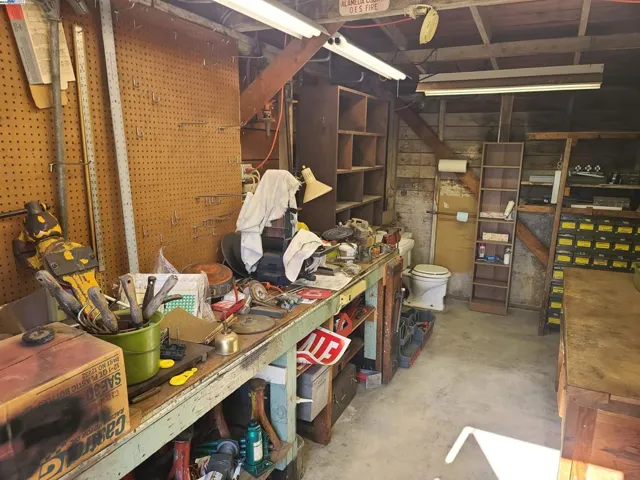 2044 Vivian St, Castro Valley, California 94546