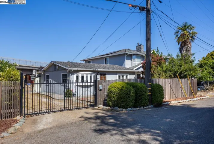 2044 Vivian St, Castro Valley, California 94546