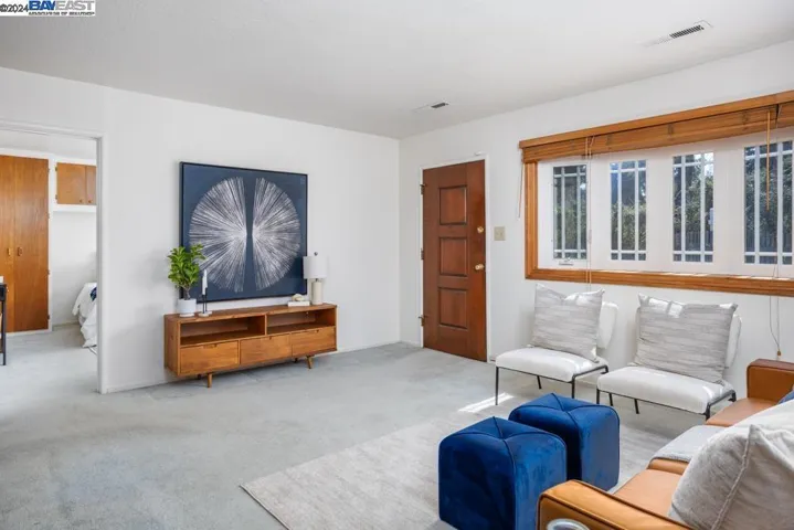 2044 Vivian St, Castro Valley, California 94546