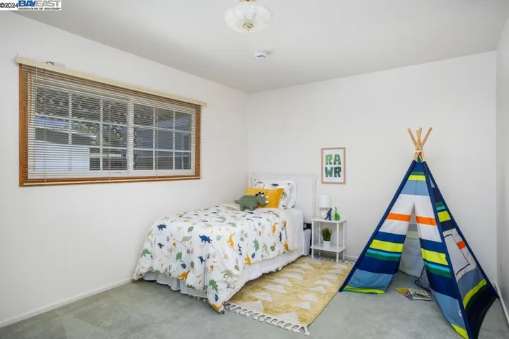 2044 Vivian St, Castro Valley, California 94546