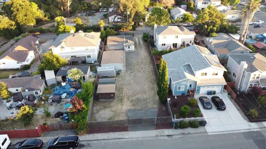 2044 Vivian St, Castro Valley, California 94546