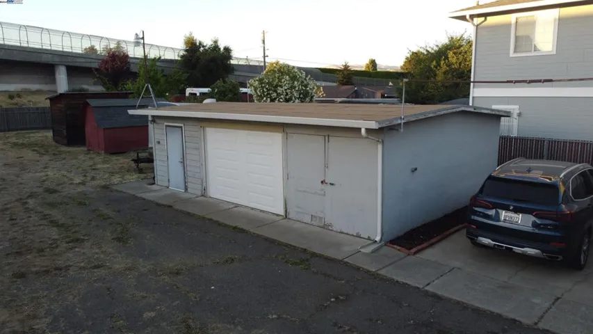 2044 Vivian St, Castro Valley, California 94546