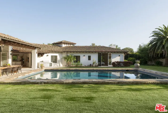 615 Hot Springs Road, Santa Barbara, California 93108