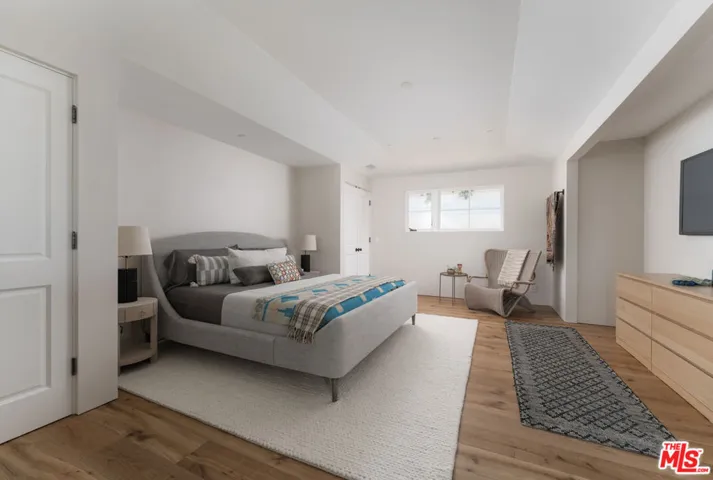 615 Hot Springs Road, Santa Barbara, California 93108