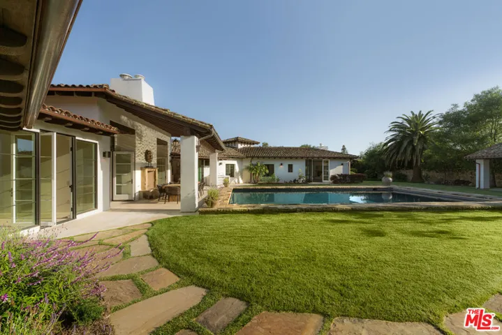 615 Hot Springs Road, Santa Barbara, California 93108