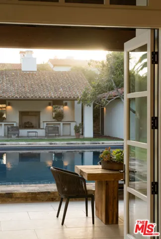 615 Hot Springs Road, Santa Barbara, California 93108