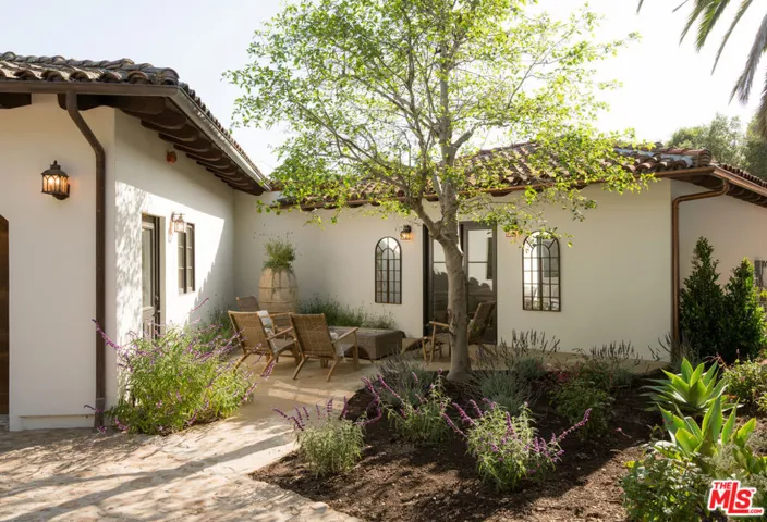 615 Hot Springs Road, Santa Barbara, California 93108