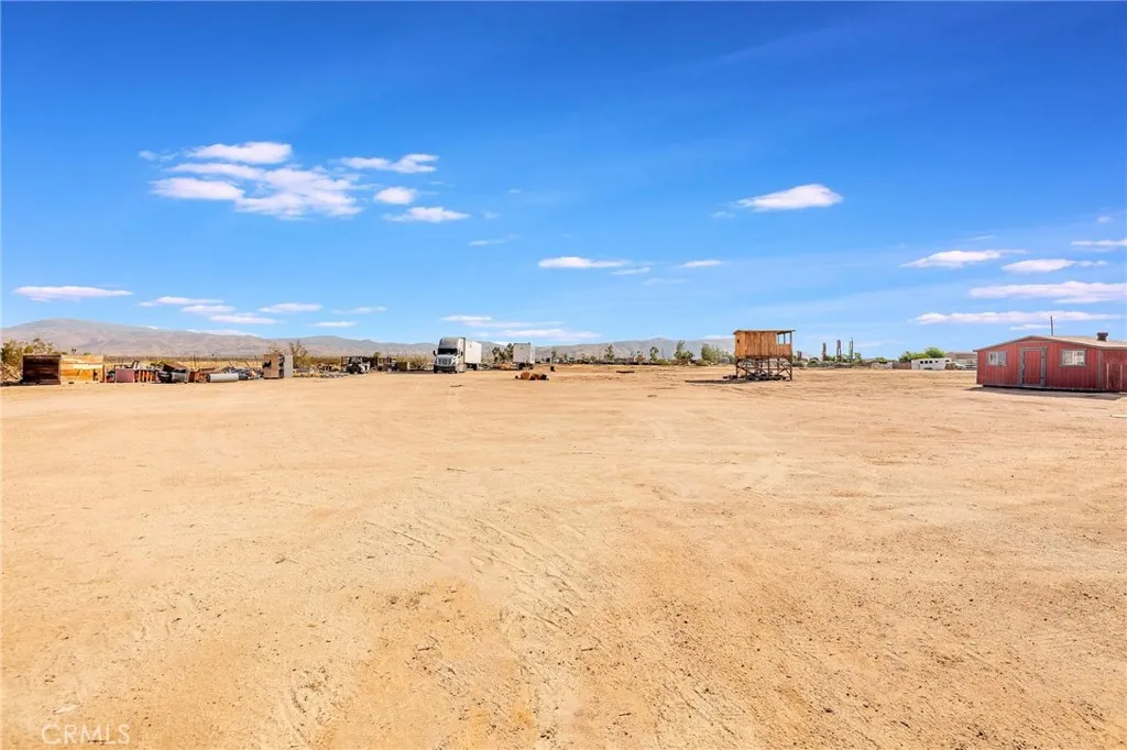 23675 Colony Road, Apple Valley, California 92308 home-pic-30