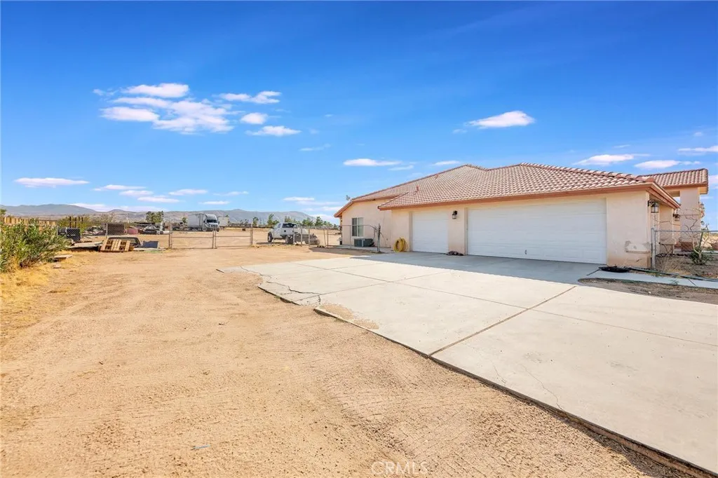 23675 Colony Road, Apple Valley, California 92308 home-pic-31