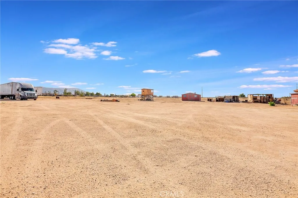 23675 Colony Road, Apple Valley, California 92308 home-pic-34