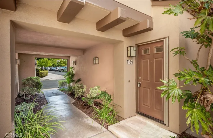 1189 S Country Glen Way, Anaheim Hills, California 92808