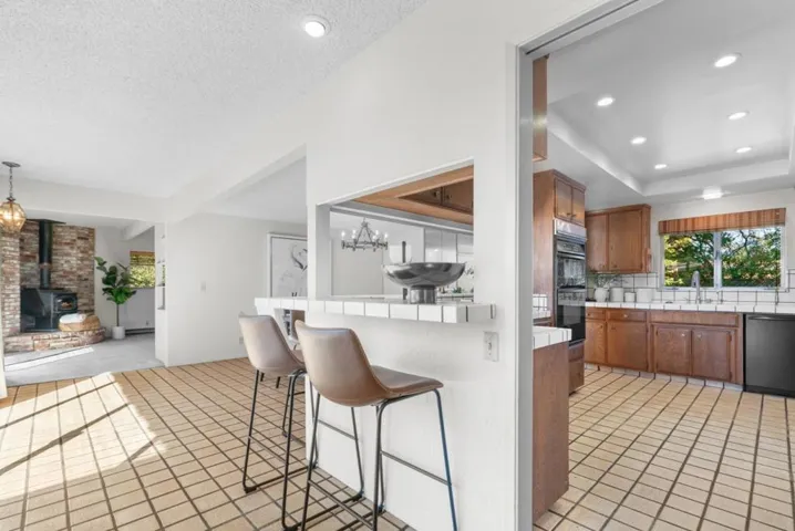 19365 Allendale Avenue, Saratoga, California 95070