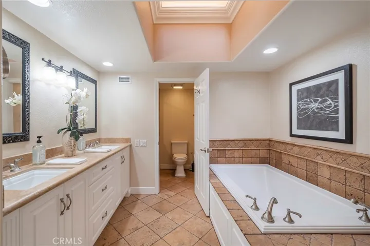 6143 E Morningview Drive 10, Anaheim Hills, California 92807
