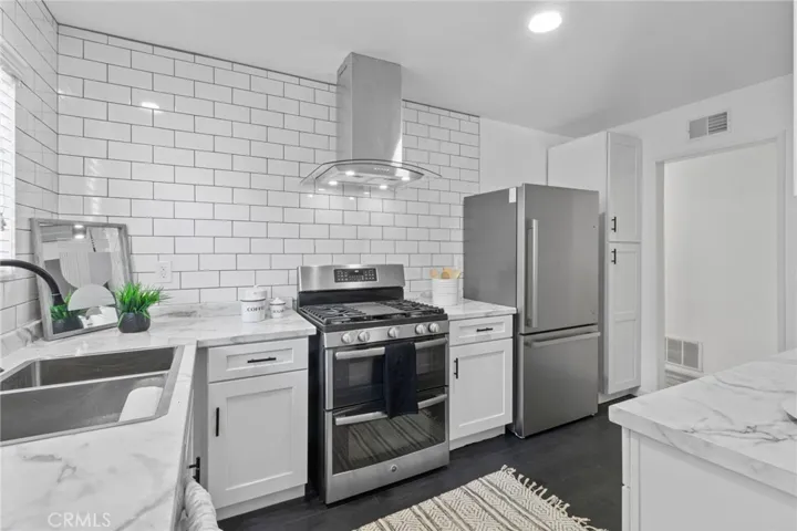 15508 Williams Street N, Tustin, California 92780