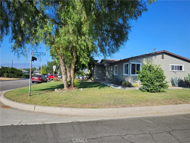 960 Latchford Avenue, Hacienda Heights, California 91745