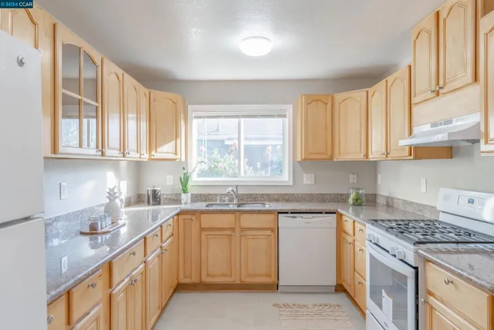 2048 21st St, San Pablo, California 94806