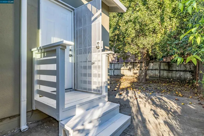 2048 21st St, San Pablo, California 94806