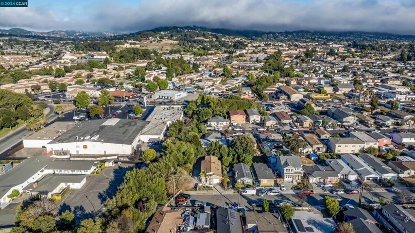 2048 21st St, San Pablo, California 94806